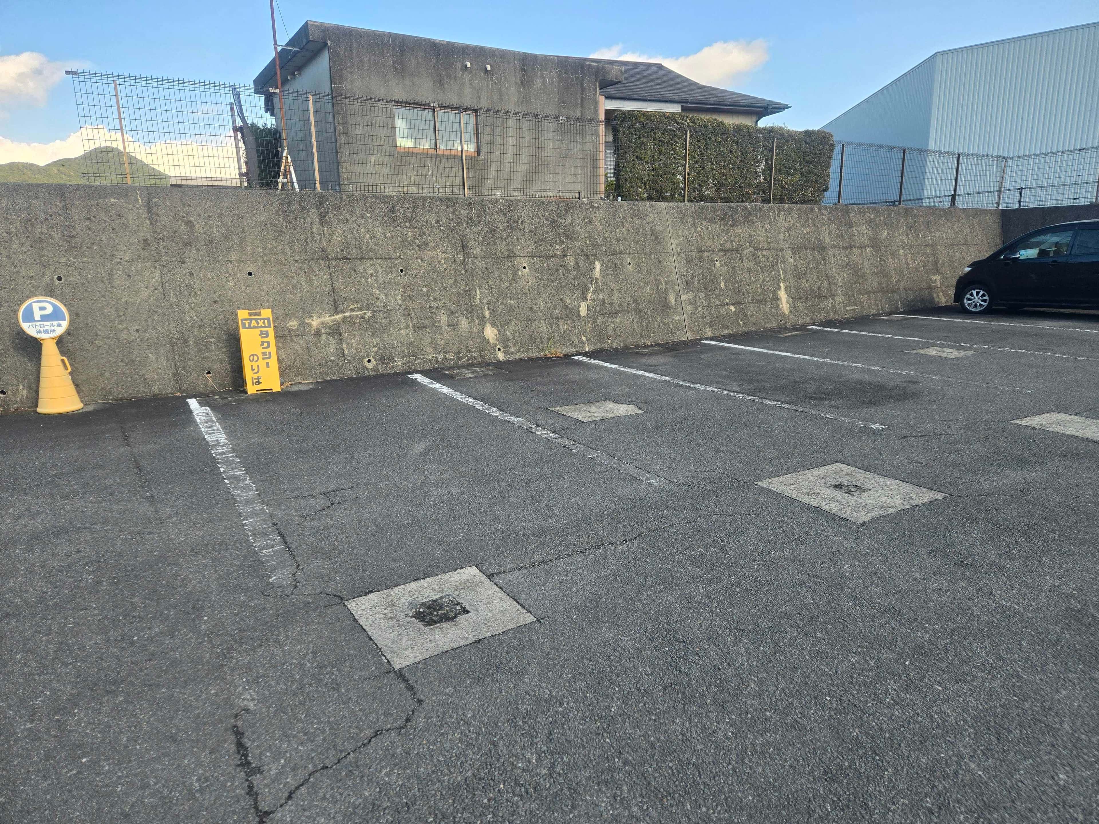 【スーパーセンターニシムタ枕崎店】キッチンカーに最適な駐車場スペース